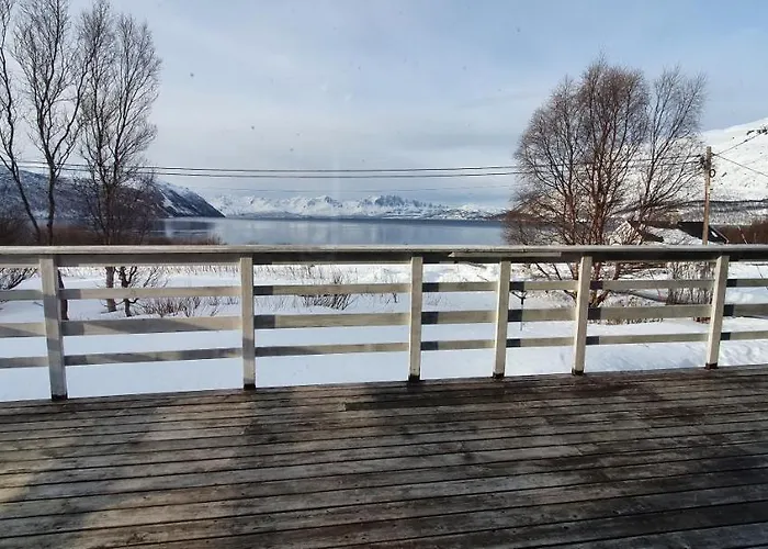 Arctic Fjordcamp Burfjord