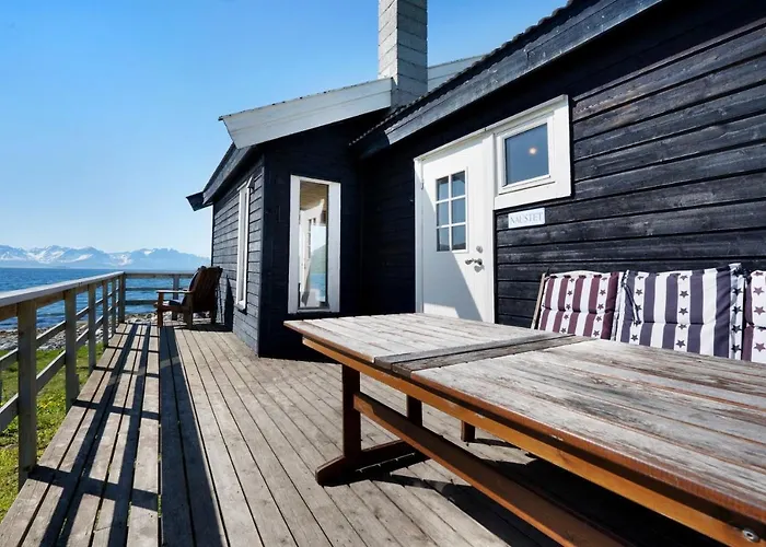 Arctic Fjordcamp Burfjord