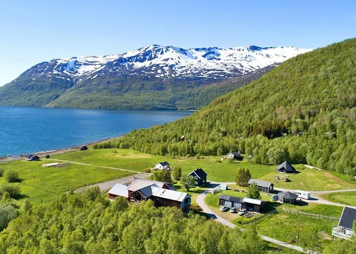 Arctic Fjordcamp Campingplads *