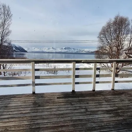 Arctic Fjordcamp Burfjord