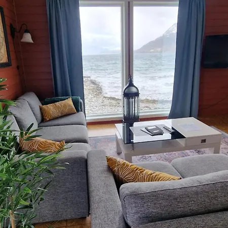 Arctic Fjordcamp * Burfjord